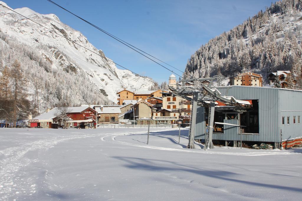 Chalet Pomme De Pin Tignes Exterior photo